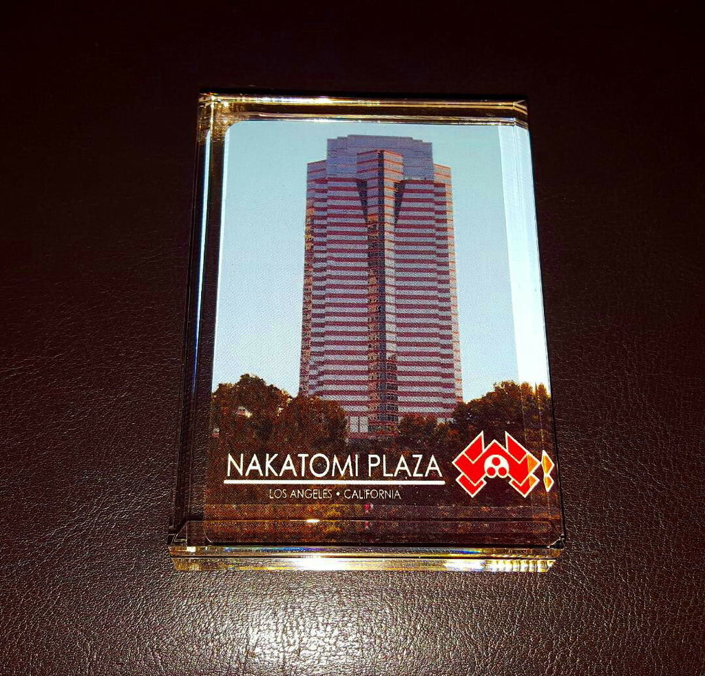 Die Hard Nakatomi Plaza Prop Acrylic Executive Display Piece Desk Paperweight